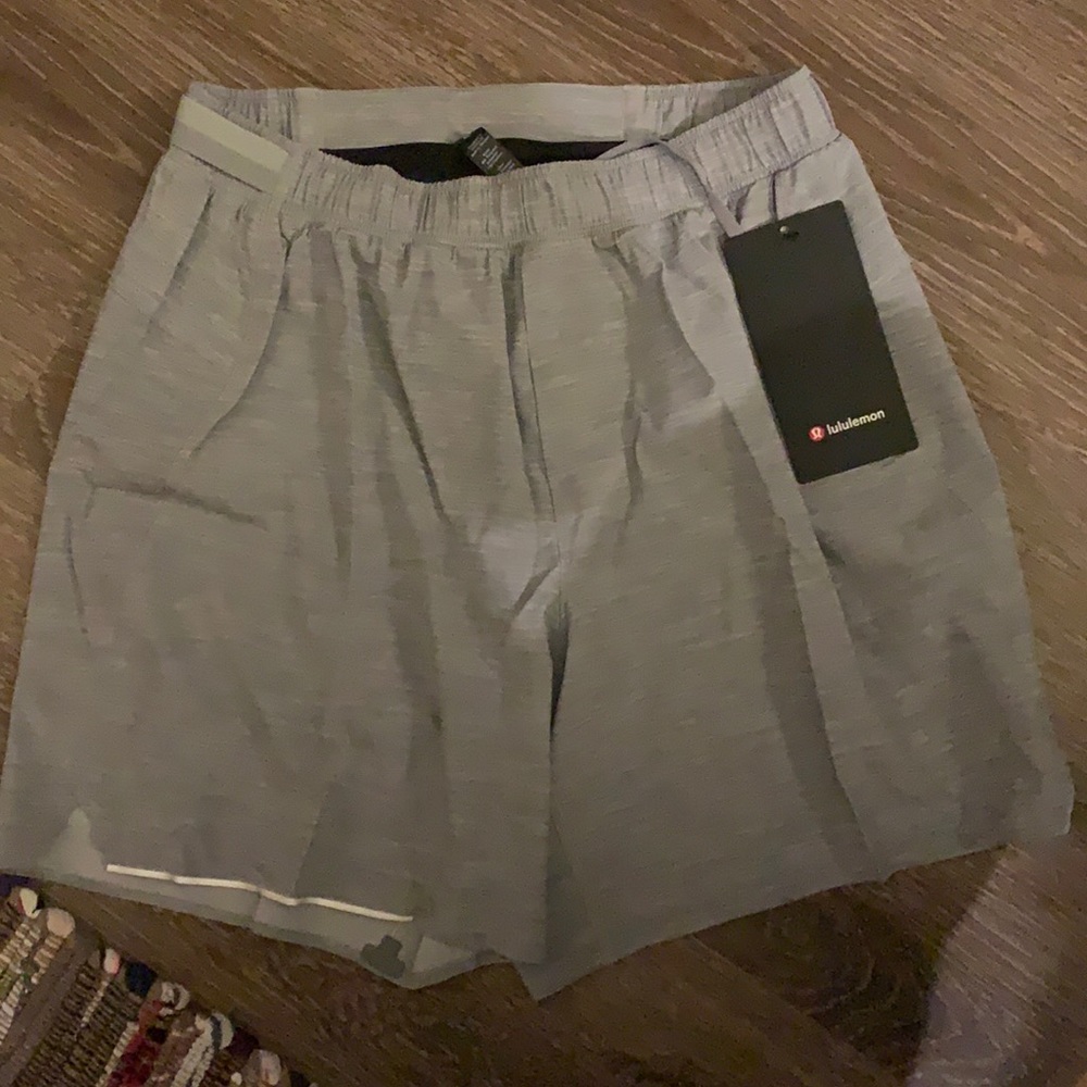 Lululemon gray men’s shorts